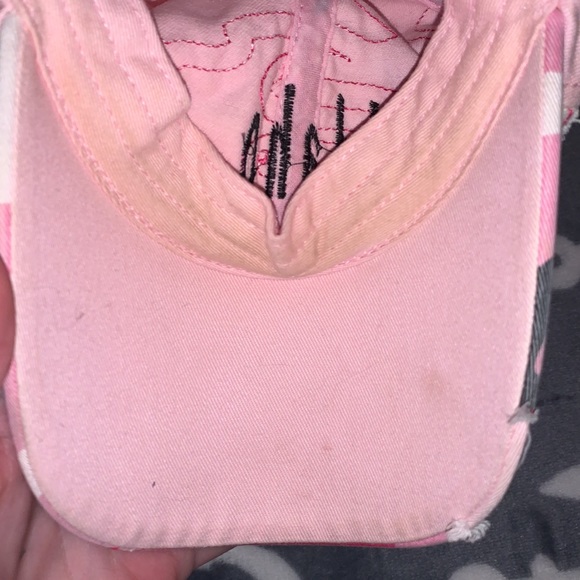 Woman’s Idaho pink embroidered camo print baseball hat - Picture 6 of 7